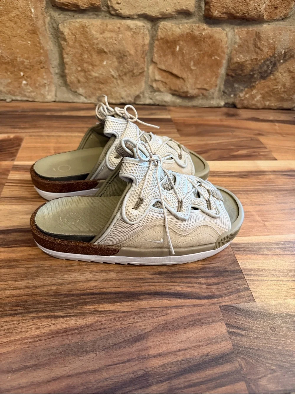Nike Offline 2.0 Sandals Men’s Beige Tan Slip On Comfort Casual Slides Sz 7.5